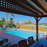 Kangaroo Villa *