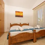 Kangaroo Villa
