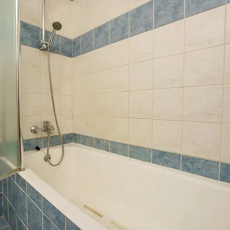 Βίλα Kangaroo Πρωταράς