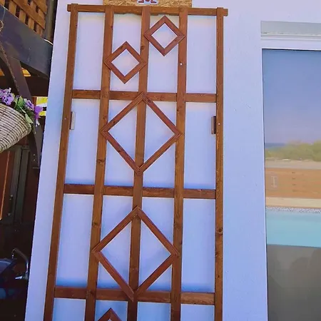 Kangaroo Βίλα Πρωταράς