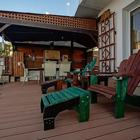 Kangaroo Villa