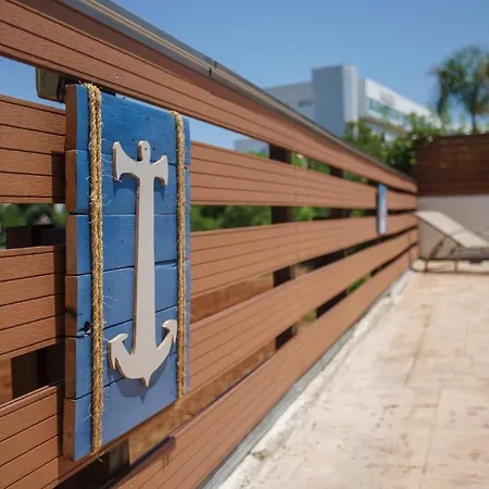 Kangaroo Villa Protarász