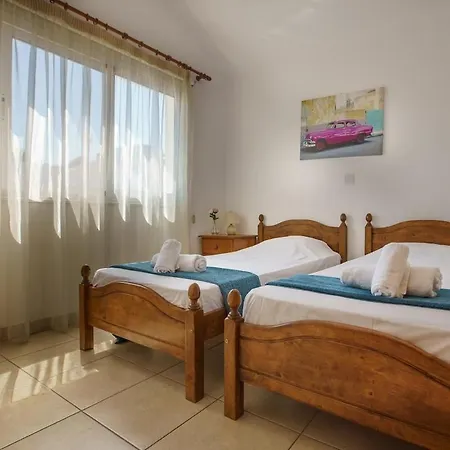 Kangaroo Villa Protaras
